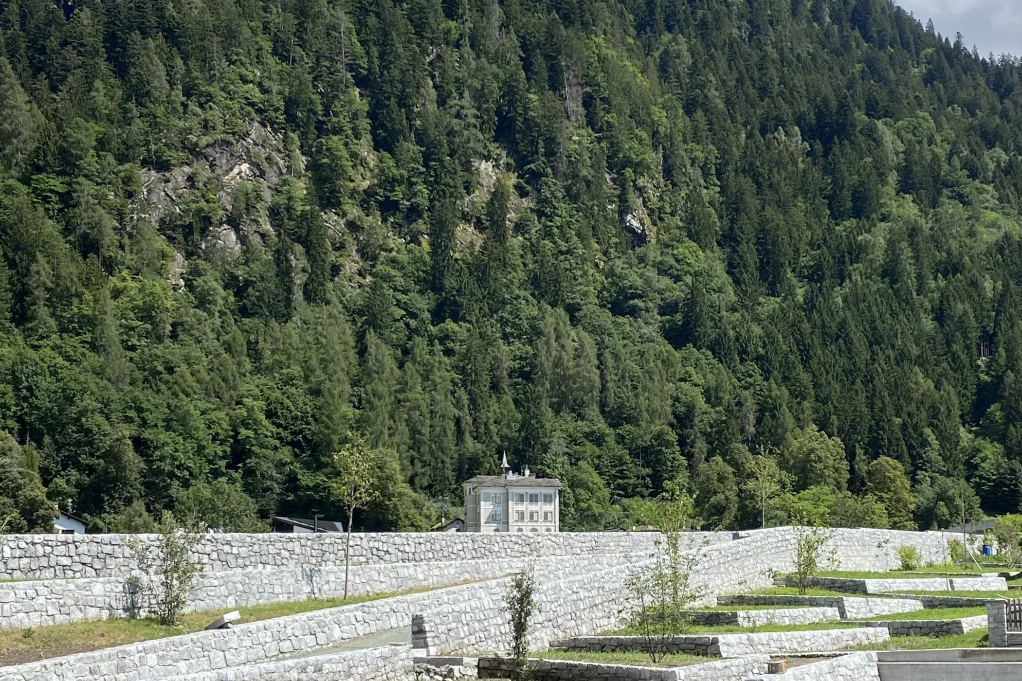 Wiederaufbau Schutzbauten | Bondo